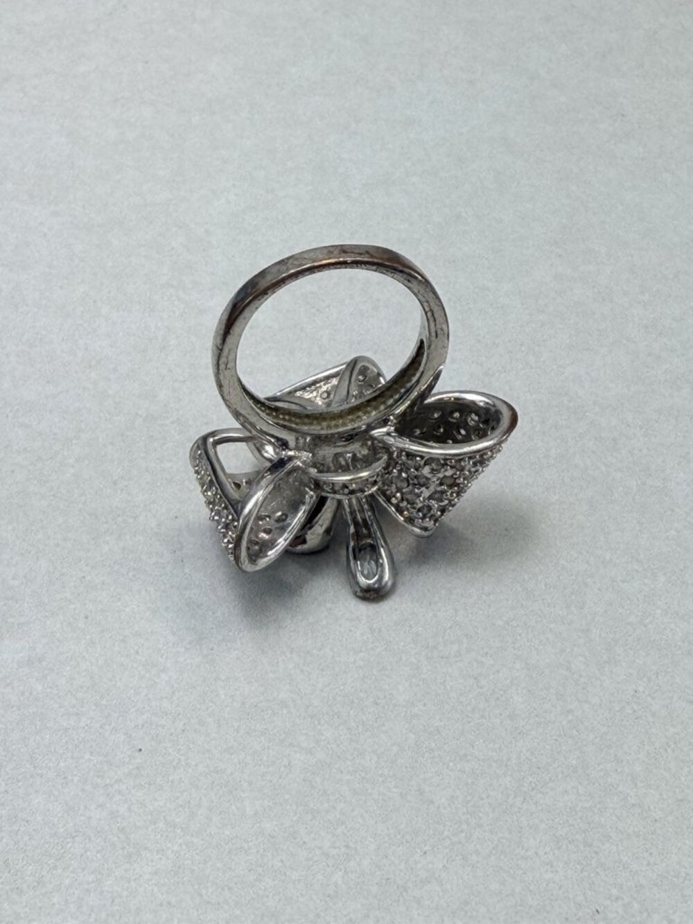 Vintage Oversized Pavé Bow Cocktail Ring Statement Glam Runway Jewelry Glam 8 - Picture 4 of 9